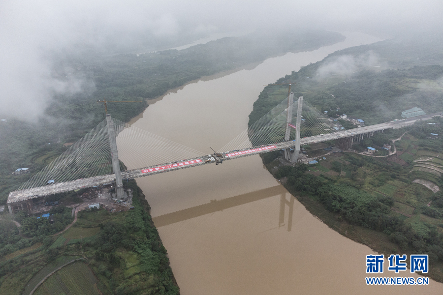 ����Ø򡱺������B�Ӵ���ɴ���Ҽ��^(q��)�ĸ���·�M(j��n)��ͨ܇��Ӌ(j��)�r(sh��)