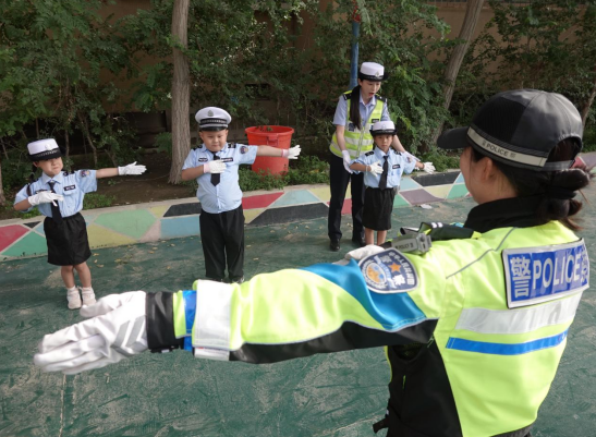 �½���(k��)��������׃��С�������񾯡���(zh��)�ڡ����ܴ�؟(z��)��