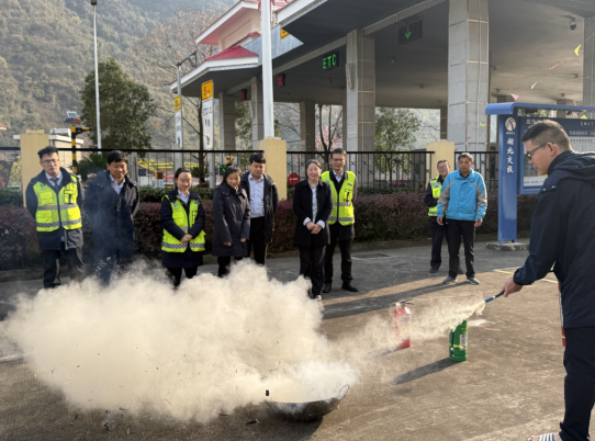 ������Ͷ�˲��\�I��˾��ƺ�������_չ����������(y��ng)���ݾ�