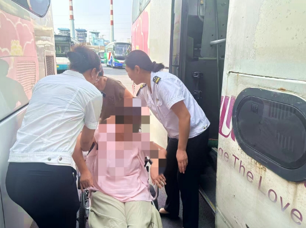 ��������չ�L�ɡ���վ�ՆTů�Ď��� ����ĸŮ����·