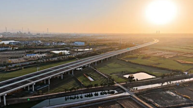 �_����β���x�����ٹ�·�����߂佻���(y��n)�՗l��