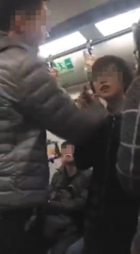 17�q���ӱ������F���R������Ů�� �����Bҹ��@