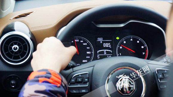 點(diǎn)擊圖片進(jìn)入下一頁(yè)