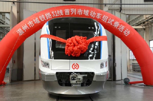 �Ї����������܇�M��܇�¾� ����1С�r��ͨȦ