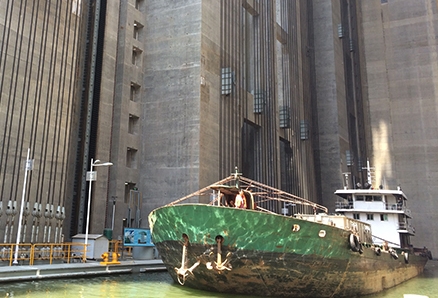 ���{���l���^�OӋͨ�^�����s30%