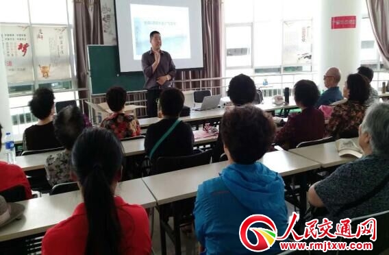 �����г���^(q��)��Ժ��Ո���²�ʿ�_չ���A���y�Ļ��v��