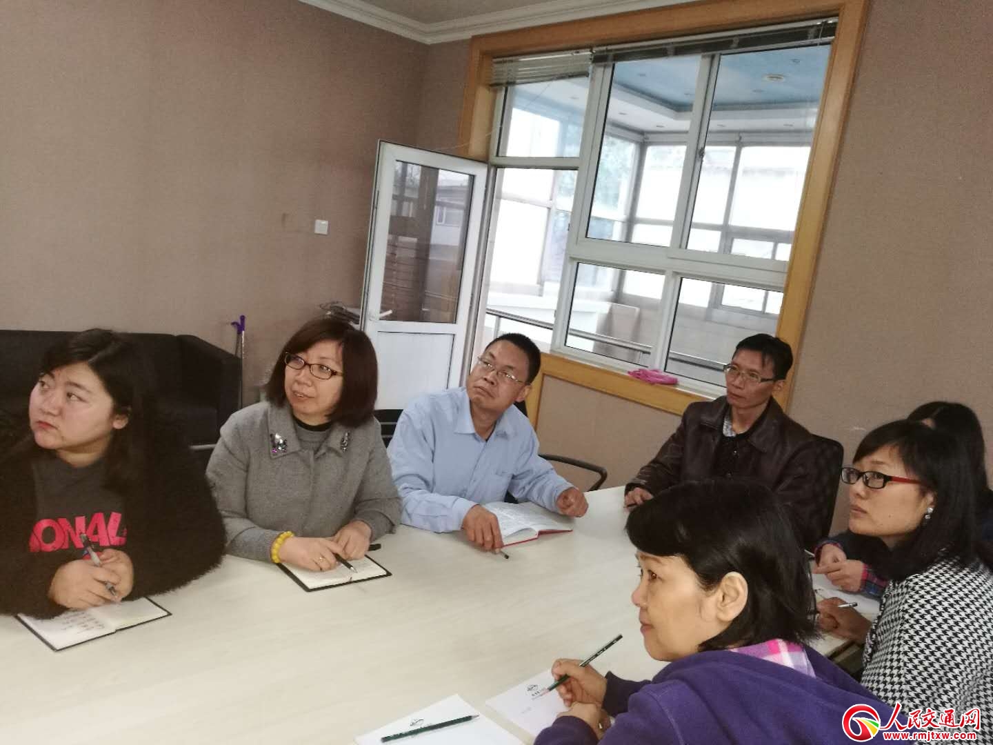 ������ͨ���s־�粿���ھ��ˆT�����^��ʮ�Ŵ��_Ļʽ