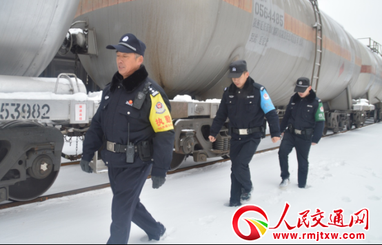 ����S���F��������ѩ��Ȼ�ĺ��o��