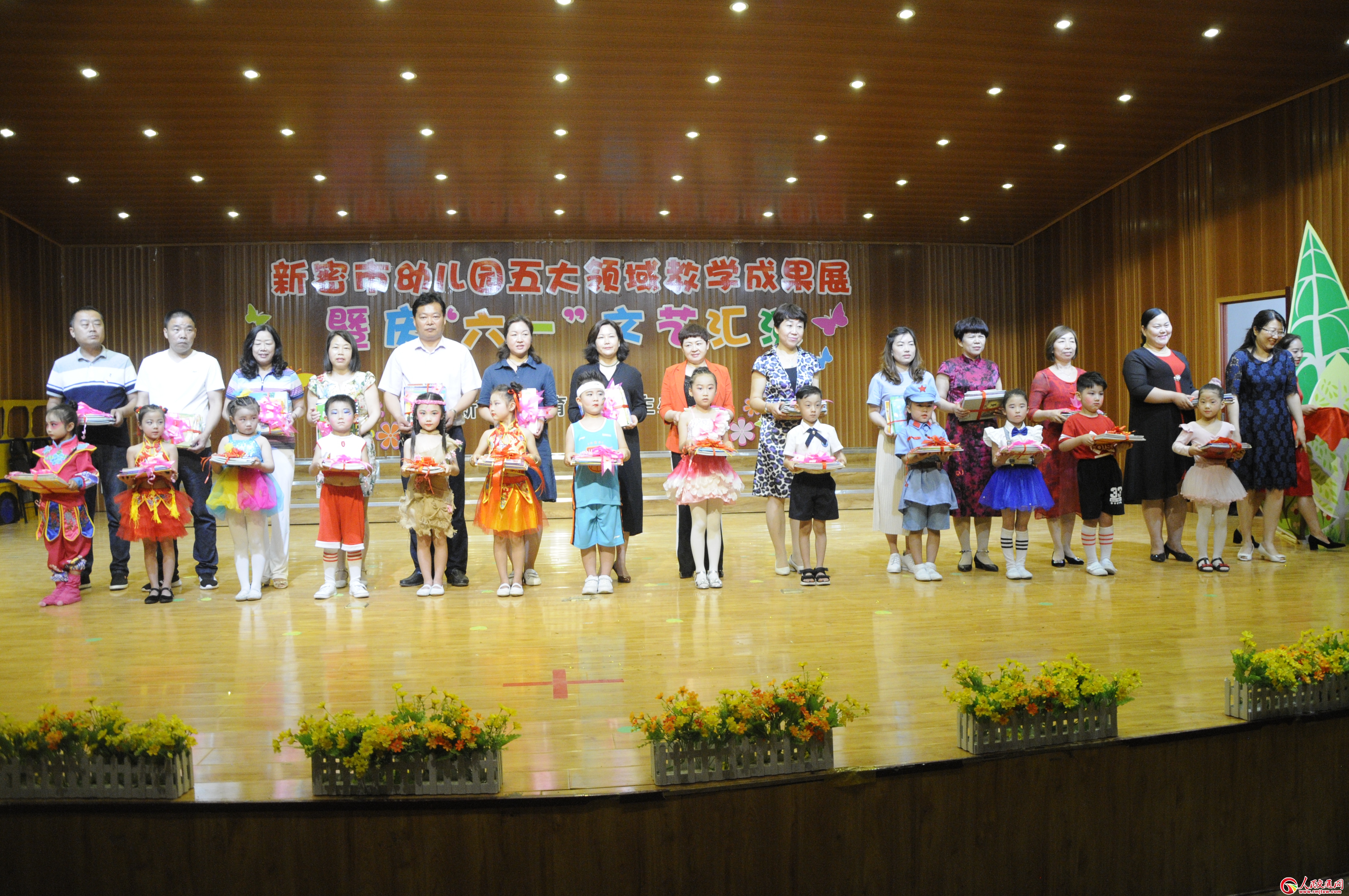 �������׃��@����I(l��ng)������̌W(xu��)�ɹ�չ�ߑc����һ����ˇ�R���e��