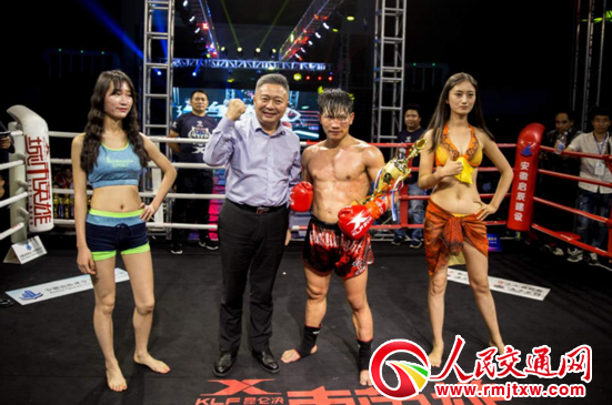 �f혽�܇�����������Q�� ����������Ӣ�ۉ���