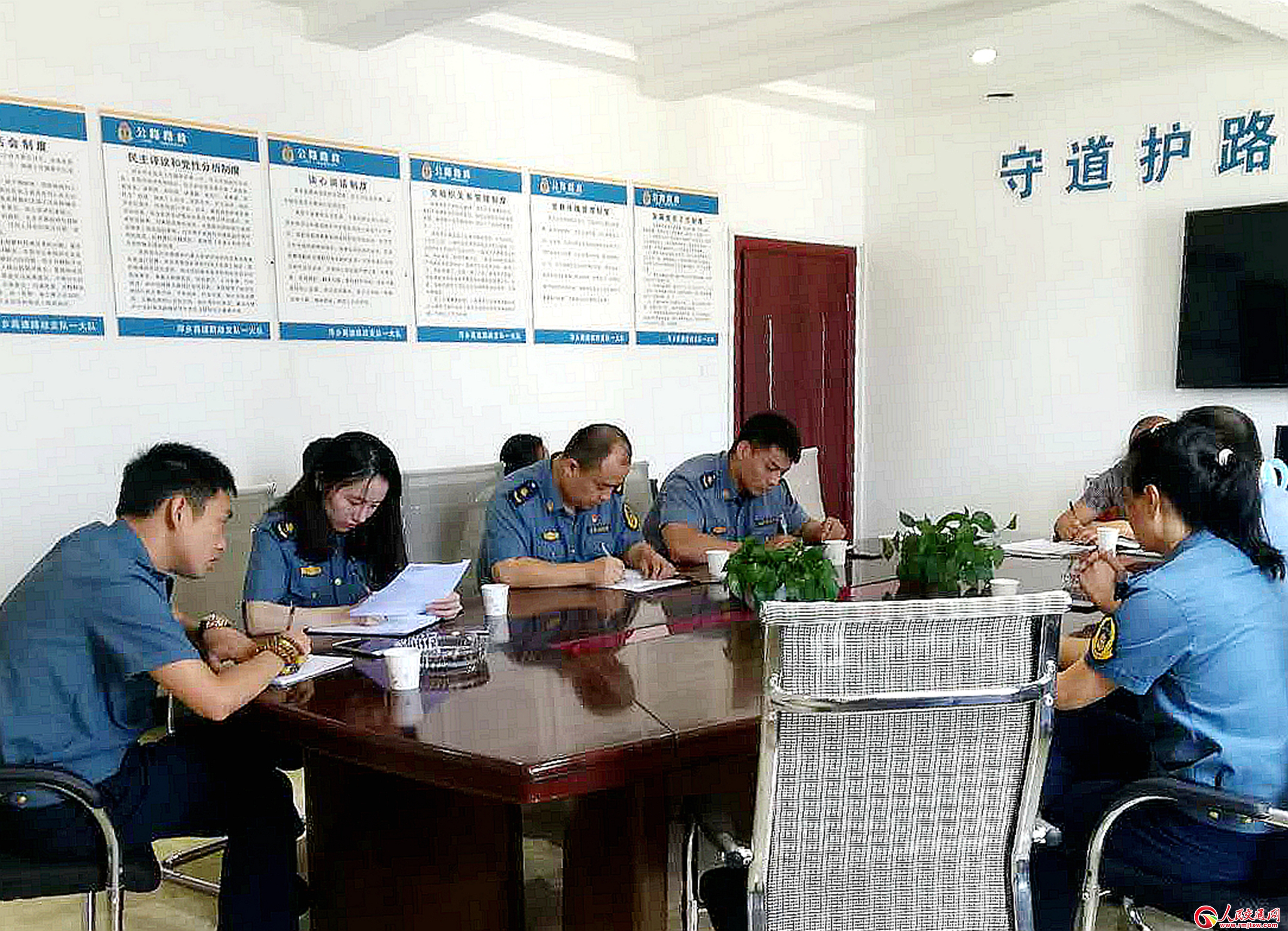 ����ʡƼ�l(xi��ng)����·��֧꠶�벢�e����؞�،�ʩ����