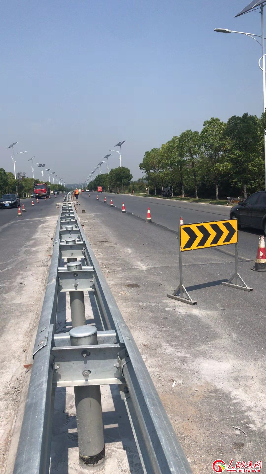 ���������й�·��������x�O(sh��)ʩ�½����̻����깤