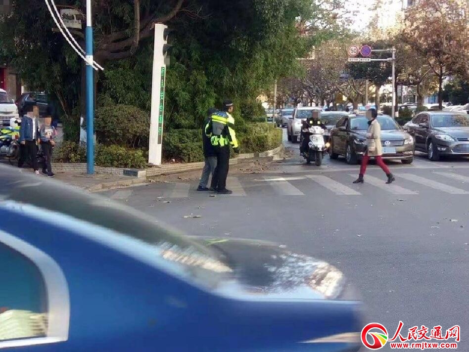 ����ů�ġ�С�S�ˡ��������˚w������ĸ�ӈF��