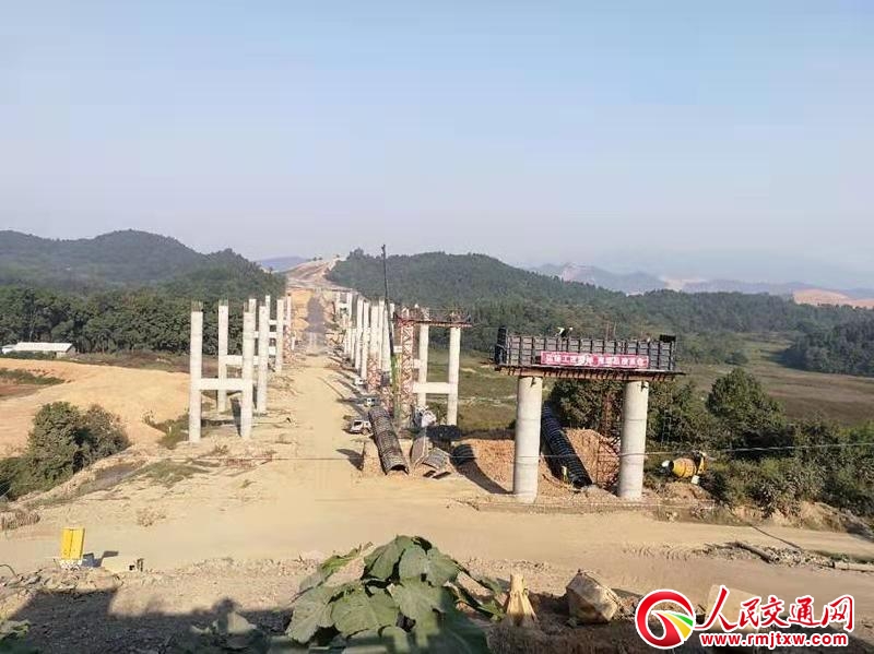 �������@�ǹ�·���ʩ���M(j��n)չ���