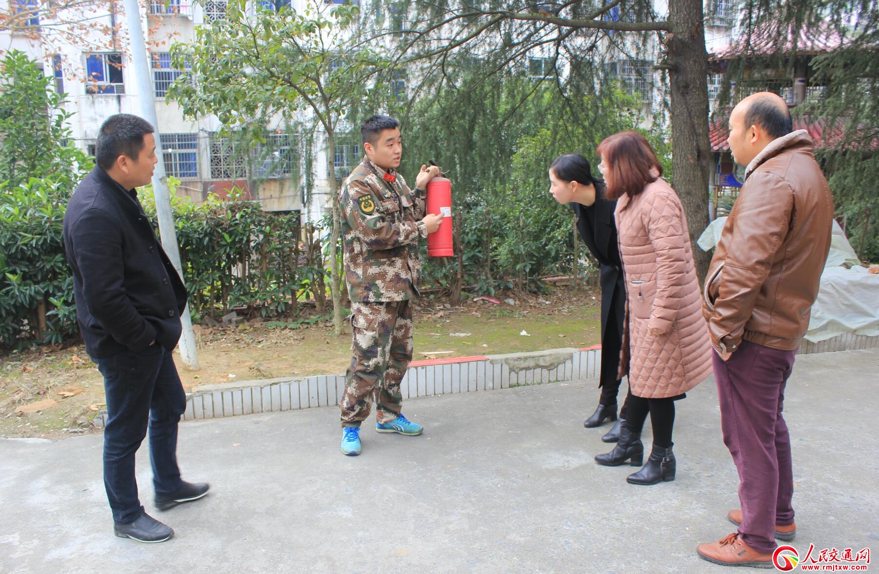 �������˹�·�־��_(k��i)չ������ȫ����(x��)