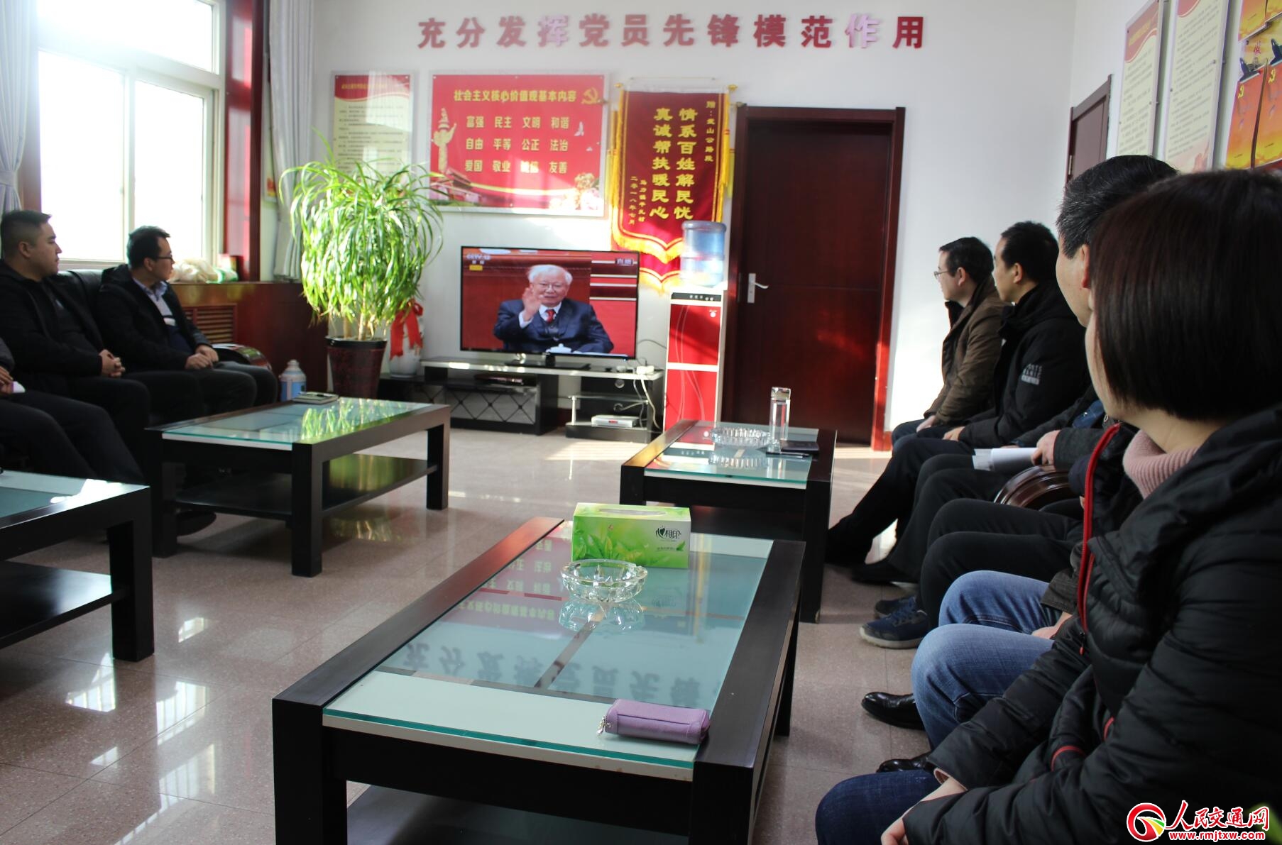 ���C��ɽ��·�����νM���ɲ����^(gu��n)���cף�ĸ��_(k��i)��40������(hu��)ֱ��