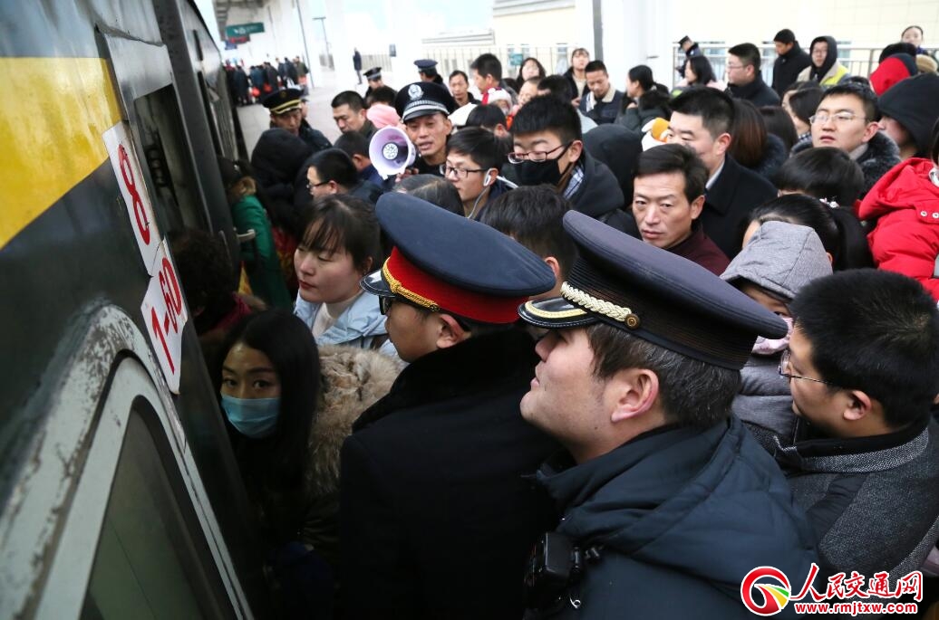 �F·ӭ��Ԫ�������߷� ��������F���A���o��