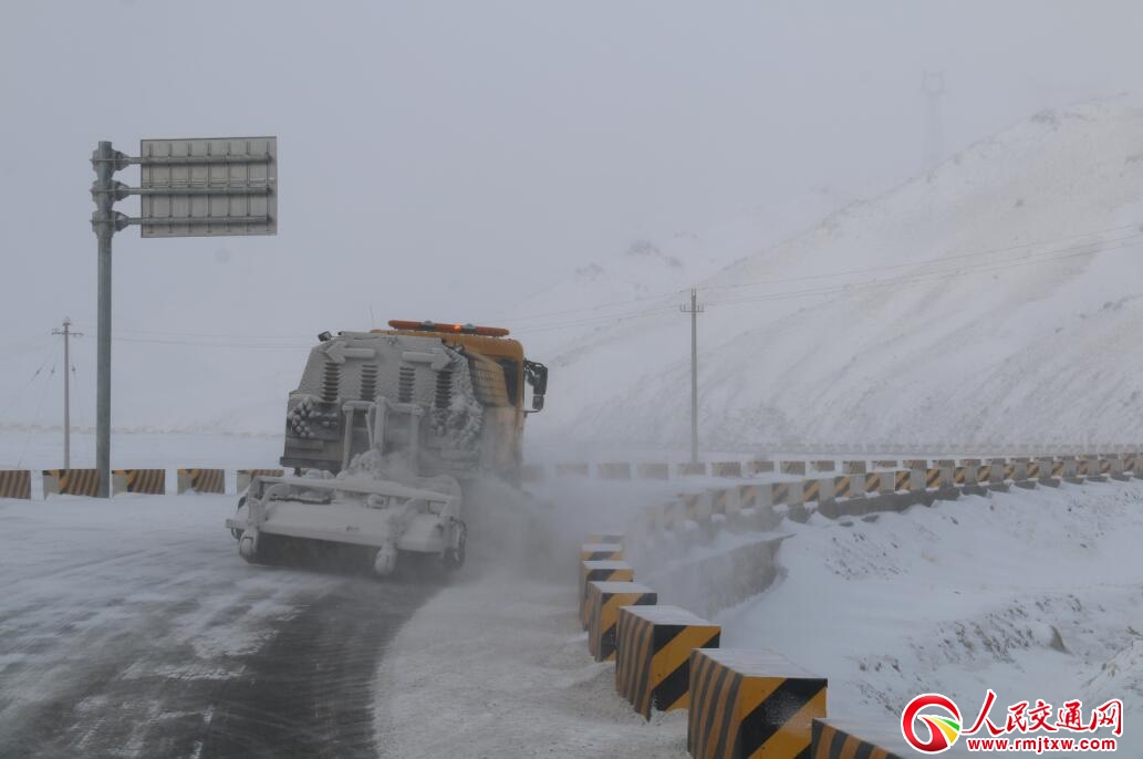 ���C��������·�����ΈA�M��ɽ����׈���ѩ�����΄�(w��)