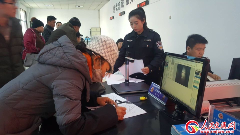 �ӱ����܇���������°�ǰ�����һ��犡��z�(y��n)����(w��)�|(zh��)��