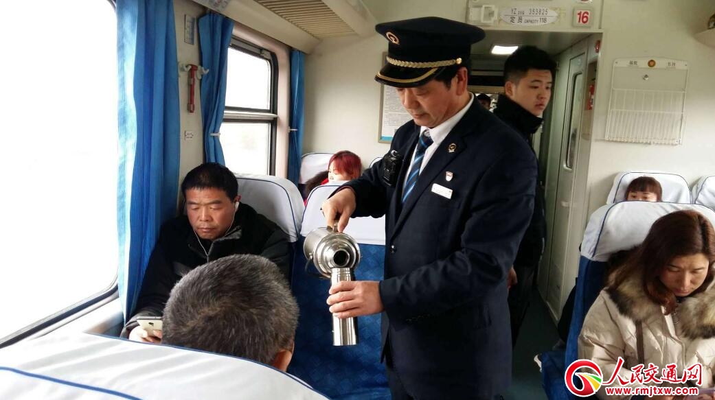 ��ռ��(bi��o)���ÿ���܇ƽ�����_(d��) �Լ���̤��(sh��)