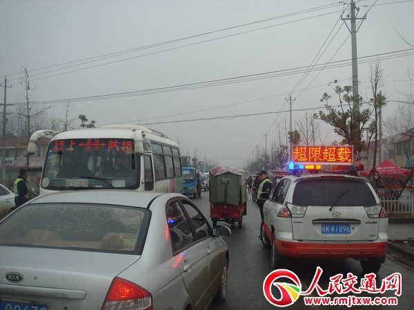 ���՝}�Ϲ�·�־��Ќ�(sh��)���õ͜���ѩ��������·��ȫ������(y��ng)��(du��)����