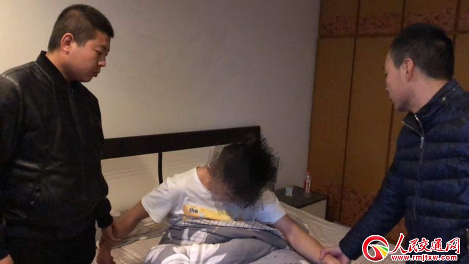 ����һ���N�M���^Ŀ˯��(m��ng)�б�����Ӱ��F·�����ɹ�ץ�@