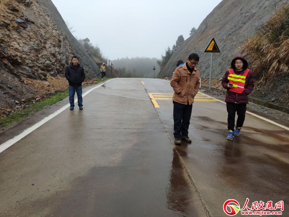 �������ʹ�·�־�����M�|·���O(sh��)Ӌ(j��)Ժ�{(di��o)���(z��i)����r