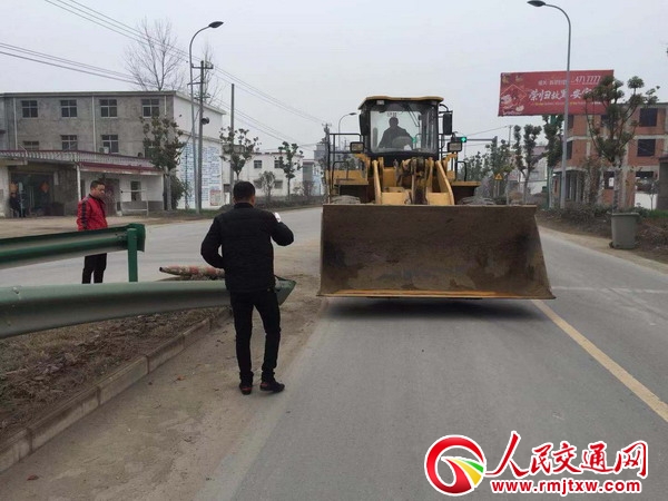 ���՝}�Ϲ�·�־ּ��r(sh��)�ޏ�(f��)��·�����O(sh��)ʩ