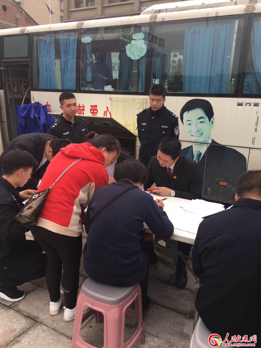 �������۽���־Ը�ߟo(w��)���I(xi��n)Ѫ����������