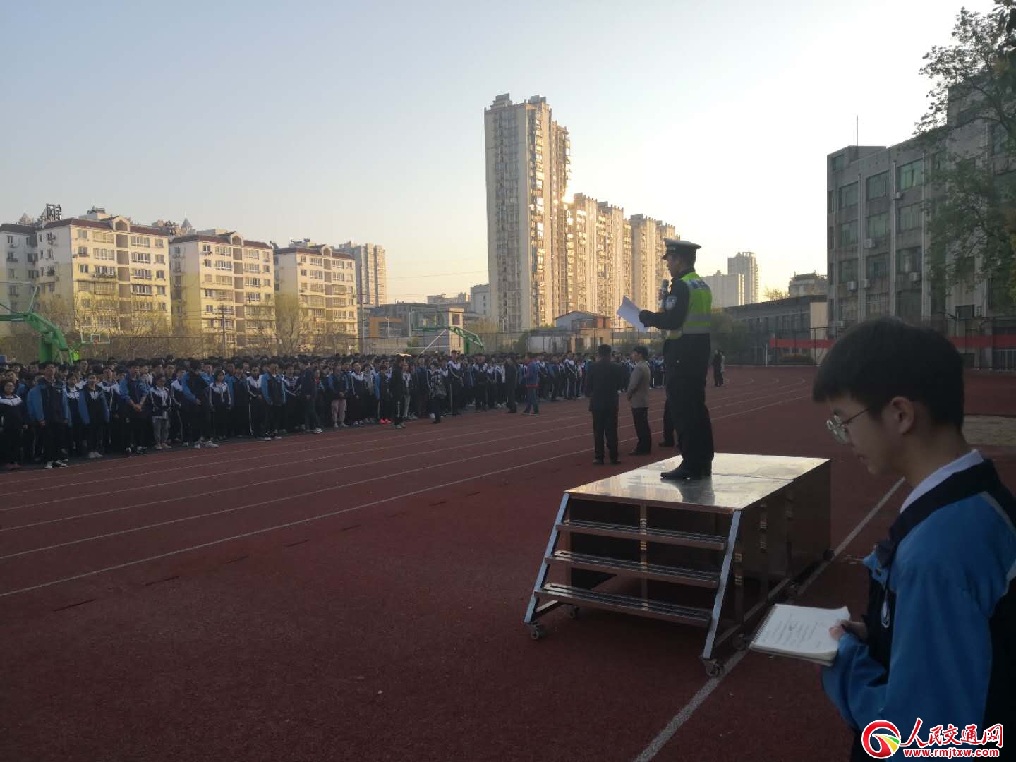 ����ɽ��꠽��ЌW���W����·�����Ž^��ͨ�`���О�