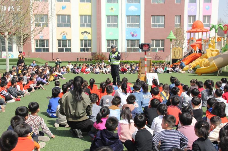 ɳ�ӽ����_(k��i)չ������ͨ��ȫ�M(j��n)У�@�������(d��ng)