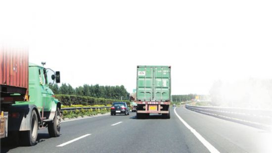 �������°�܇�ͷ��(bi��o)��(zh��n)��ȡͨ���M(f��i)