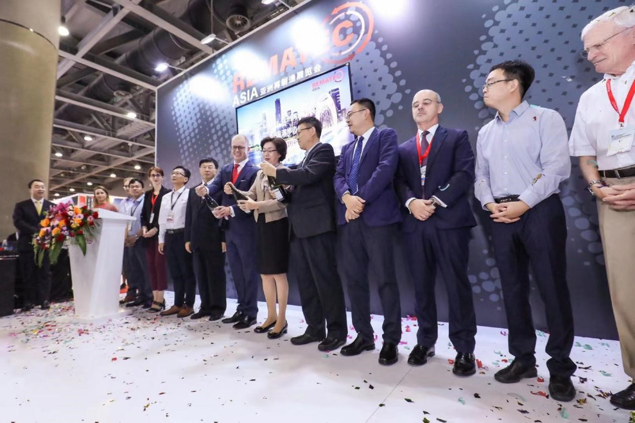 ����������չ�[��(hu��)ʢ���_(k��i)Ļ  �_(k��i)����܇���Ј�(ch��ng)�¿��g