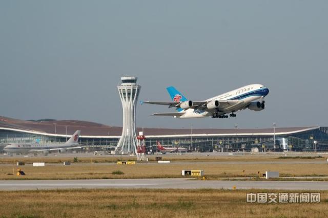 �H�iչ����f�� �������Ї�����70�����񺽰l(f��)չ�ɾ;C��