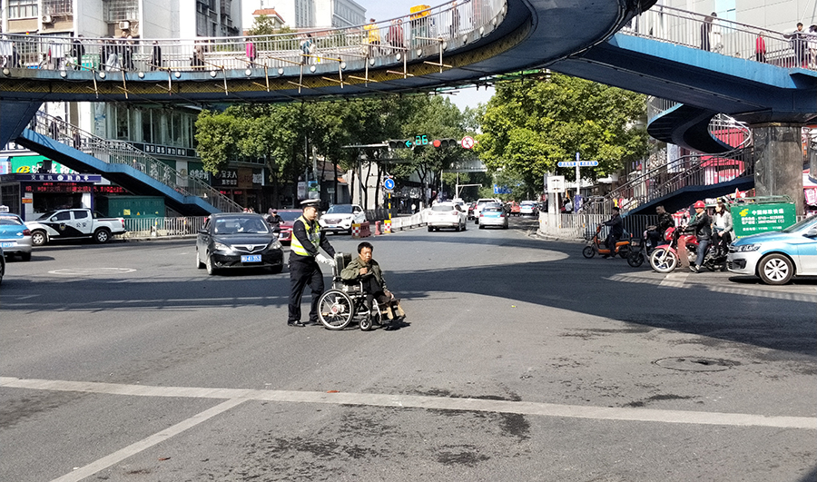 ���ϼ��׽������r����݆������