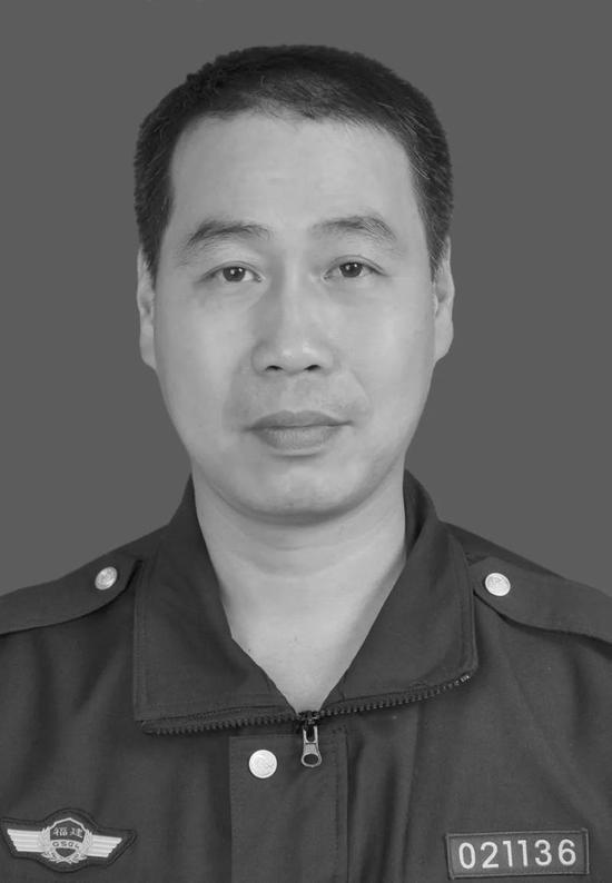 ��������һ���ٽ�����(zh��)���r(sh��)��܇�vײ��ѳ