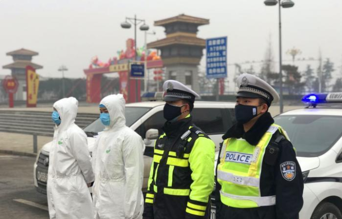 ���ٳǽ�ͨ���ޣ��Εr(sh��)�֏�(f��)������զ��������ͨ���ؑ�(y��ng)