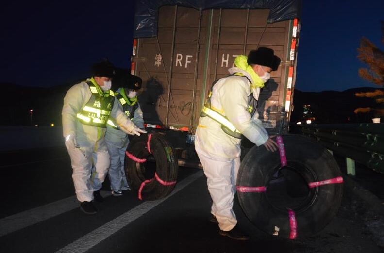 �ӱ�����·����Y��꠿����������[��������ͨ