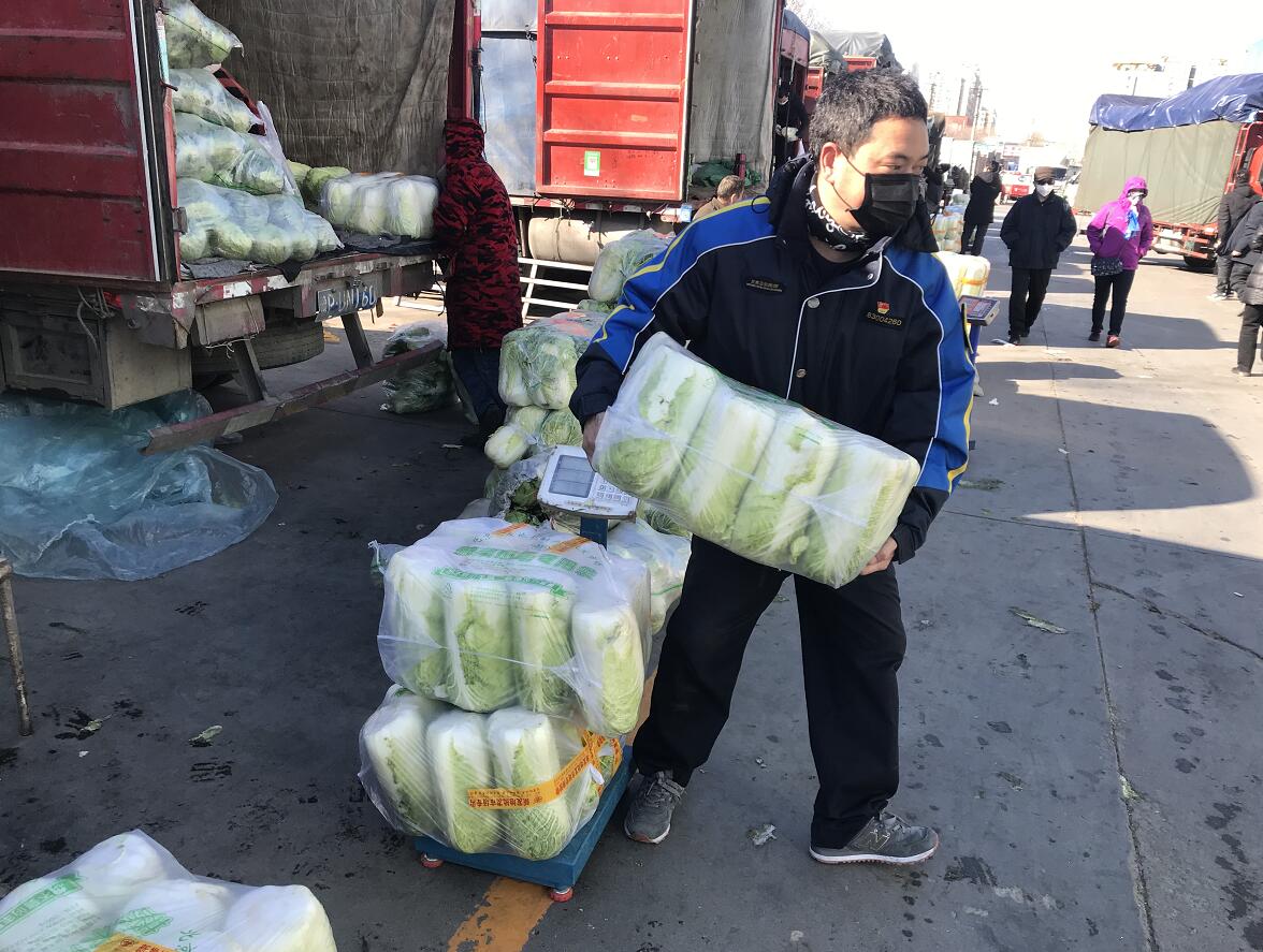  ����ͨ�۽�|���۲���ɫ ����һ��ӳ����