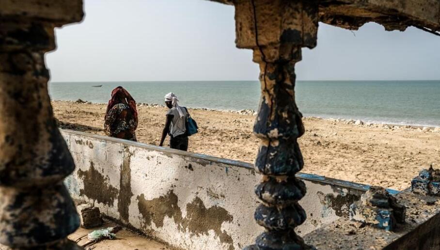 ����(n��i)�Ӡ��ӏ�(qi��ng)�뾳�ܿ� ��ͣ����(gu��)��������