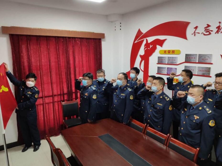 ���C���e���٣����Ќ�(sh��)�˷���ʽ���x���������x�����m(x��)���M(j��n)�h�T�ɲ����L(f��ng)����