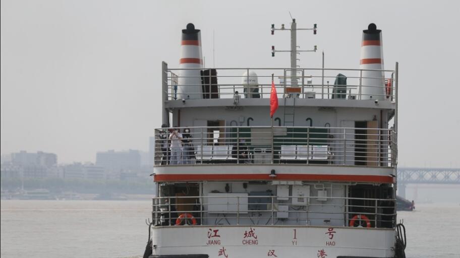 ���e76��������ٴ�����װ��L�����\݆�ɏ�������A·�a�^��x