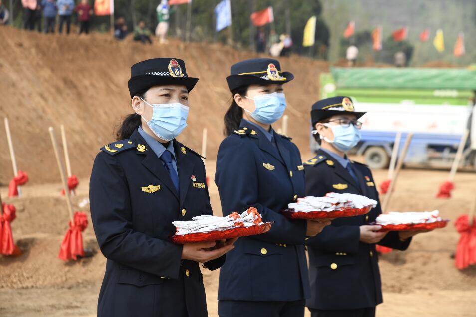 ���ľ��������h�����I(l��ng)��ͨ�\(y��n)ݔ�I(y��)  �_��������