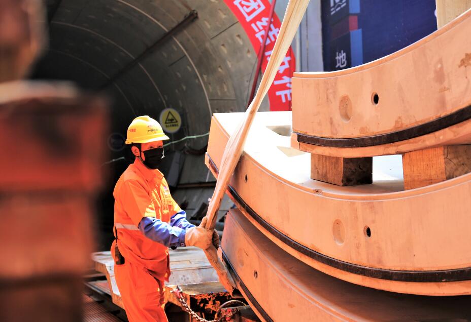 ��h���F16̖����ȫ��͹�