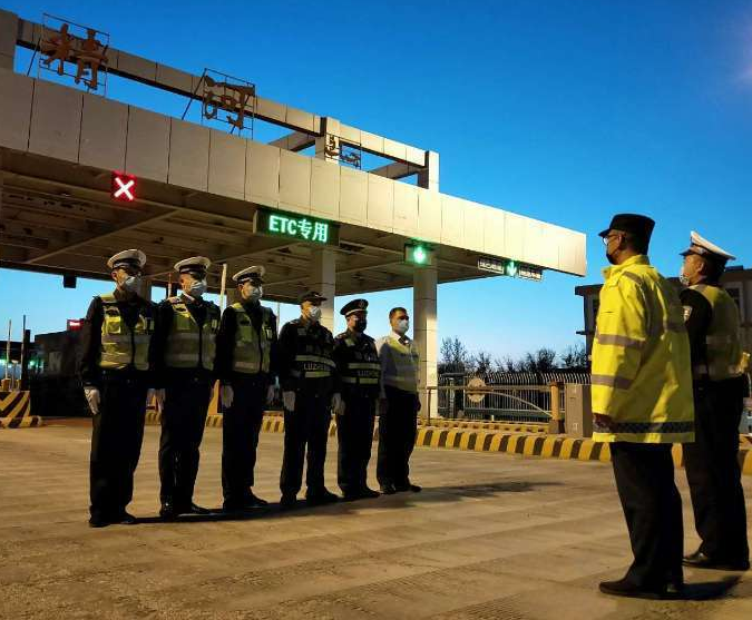 �����ѵ����M(f��i)վ(li��n)�Ͻ���·�����T�_չ���� ���d��������Є�