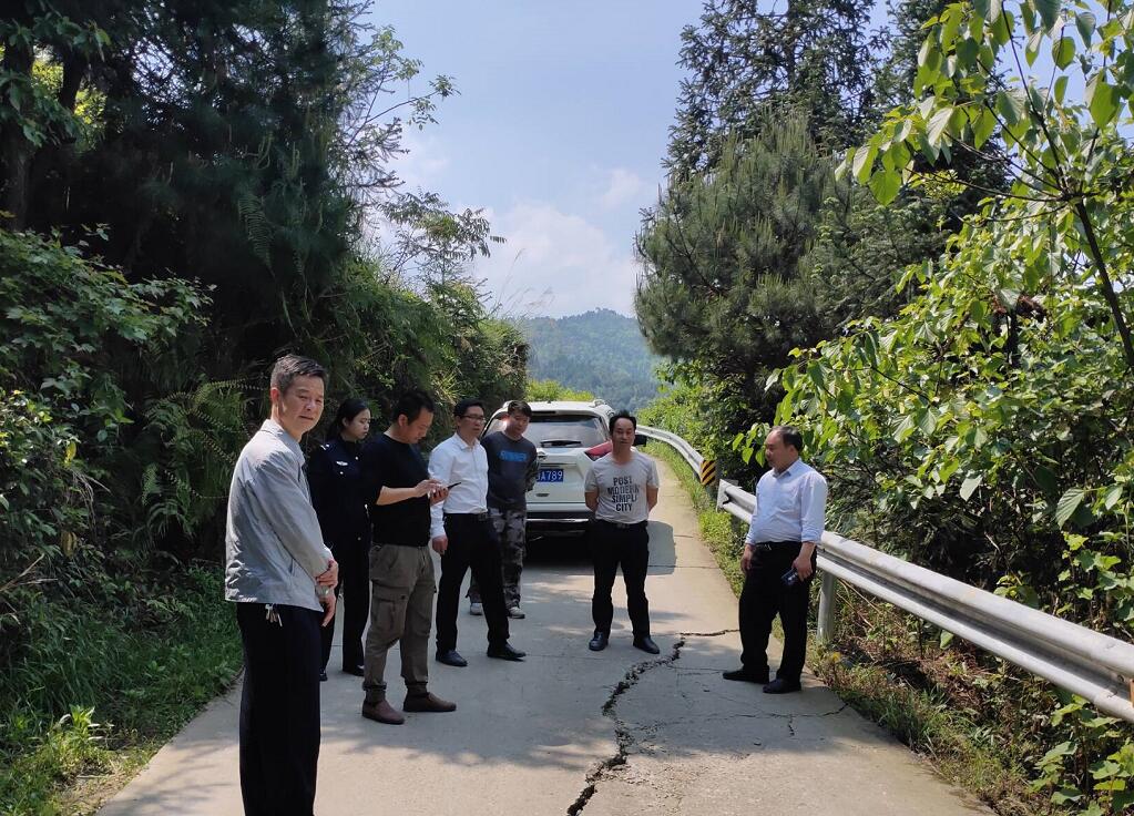 ����ͨ���������Ų��[��·�� ��(ji��n)�Q���ؿh���L(f��ng)�U(xi��n)