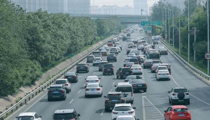 ��ͨ�\ݔ������һ���g���巽�汣�Ϸ��ߺͽ�ͨ�\ݔ����