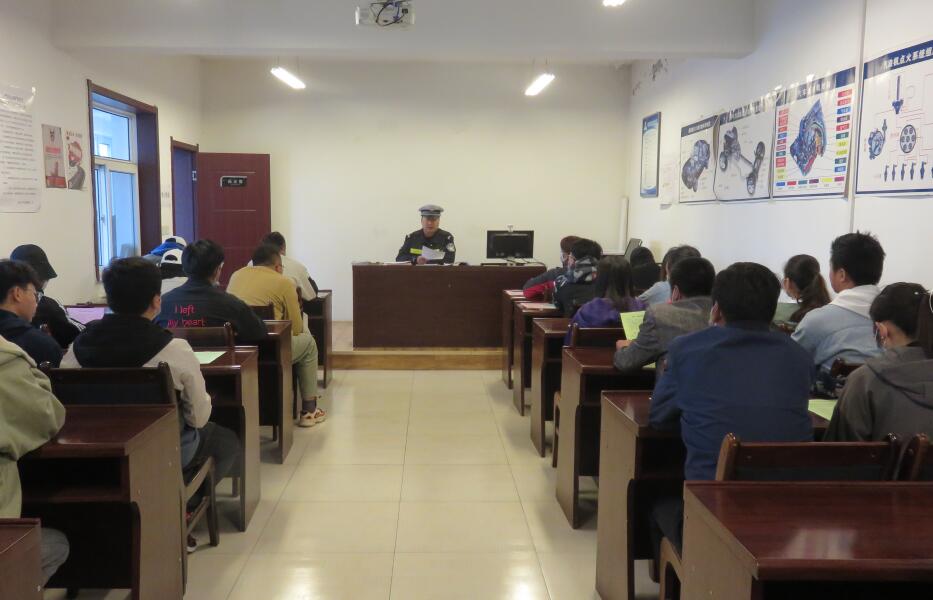 ���C��������������M(j��n)�{У�_չ��һ��һ������ͨ��ȫ�������