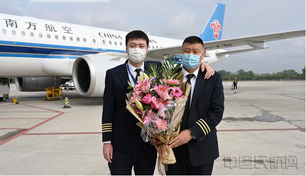 �Ϻ��Cе�����H��e�{(l��n)�� ���Z�C�L����