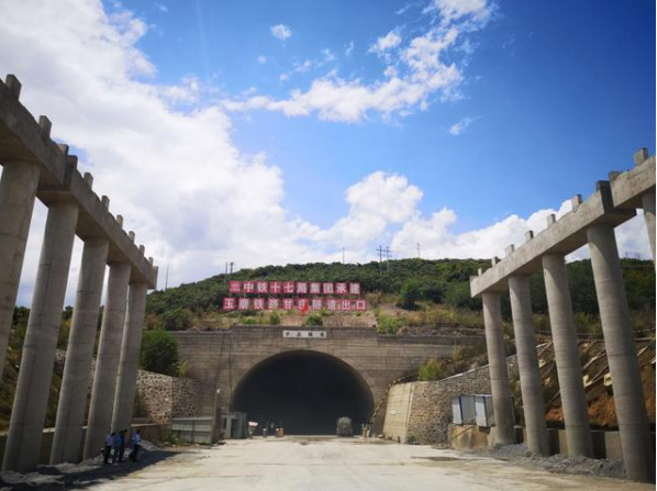 �����F·�חl15�������ϸ��L(f��ng)�U(xi��n)����؞ͨ